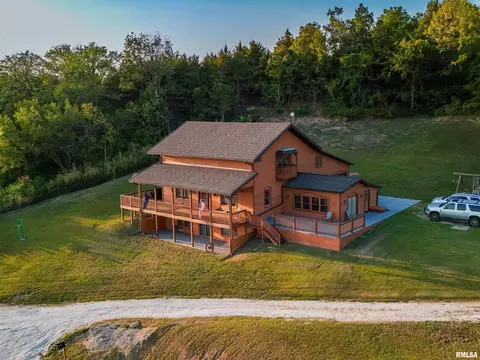 1667 N 365 Rd, Versailles, IL 62378