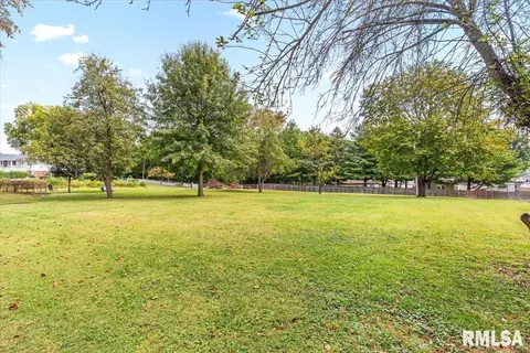 3608 Magdalena St, Springfield, IL 62707 photo 39