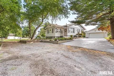 3608 Magdalena St, Springfield, IL 62707
