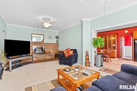 3608 Magdalena St, Springfield, IL 62707 photo 8