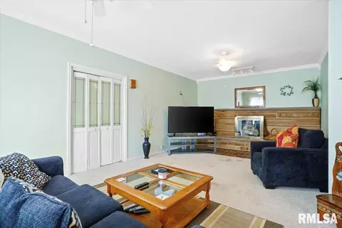 3608 Magdalena St, Springfield, IL 62707 photo 9