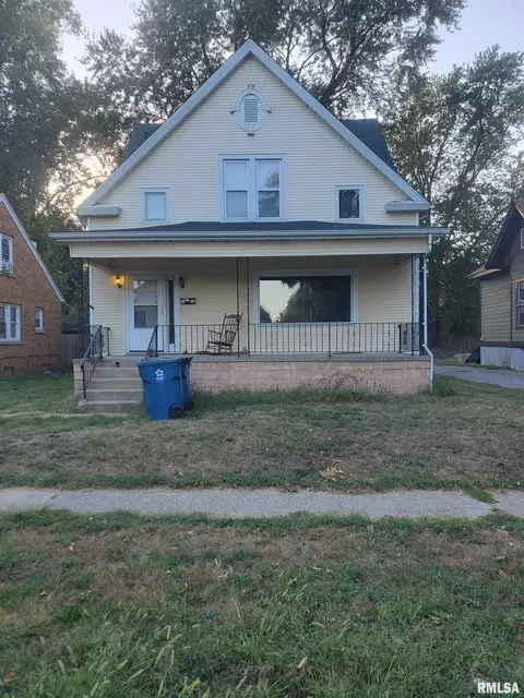 1033 N 8th St, Springfield, IL 62702 photo 1
