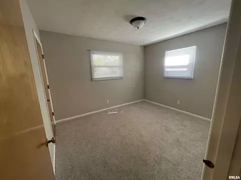 25 Royal Rd, Springfield, IL 62702 photo 10