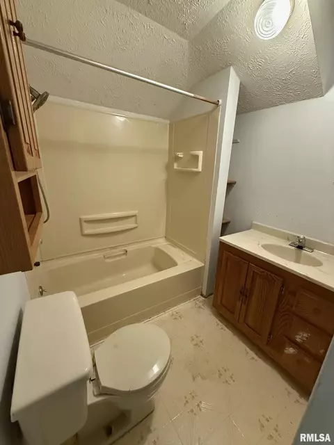 229 W Allen St, Springfield, IL 62704 photo 17