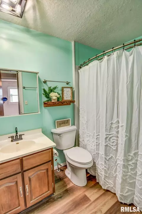 207 Kemmerer St, Assumption, IL 62510 photo 32
