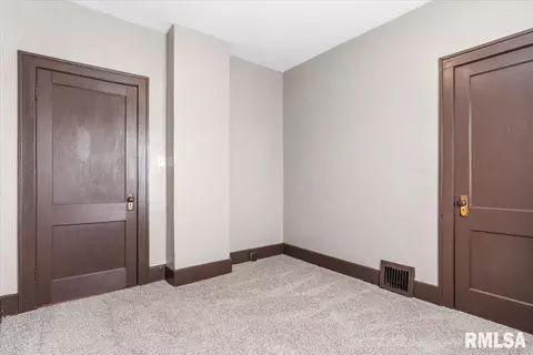 Bedroom - 1729 E Converse Ave, Springfield, IL 62702 photo 7 of 9