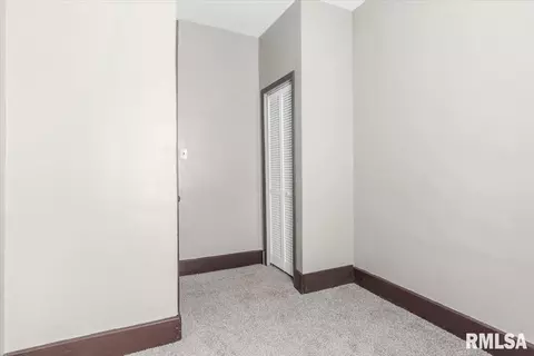 Bedroom - 1729 E Converse Ave, Springfield, IL 62702 photo 9 of 9