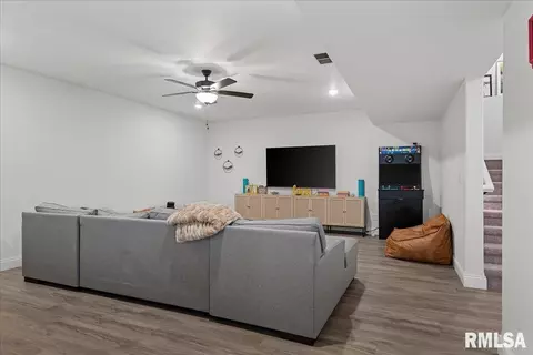 Other - 2801 Richardson Dr, Springfield, IL 62711 photo 10 of 18