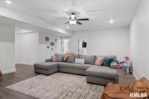 Other - 2801 Richardson Dr, Springfield, IL 62711 photo 11 of 18