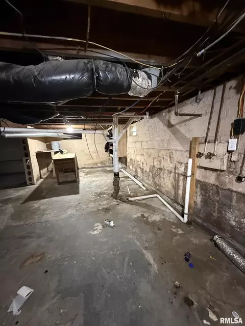 Other - 1305 E Spruce St, Springfield, IL 62703 photo 5 of 7