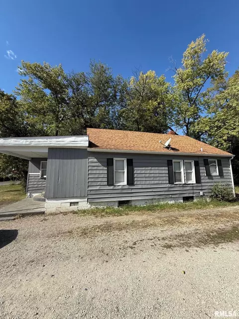 Other - 1305 E Spruce St, Springfield, IL 62703 photo 2 of 7