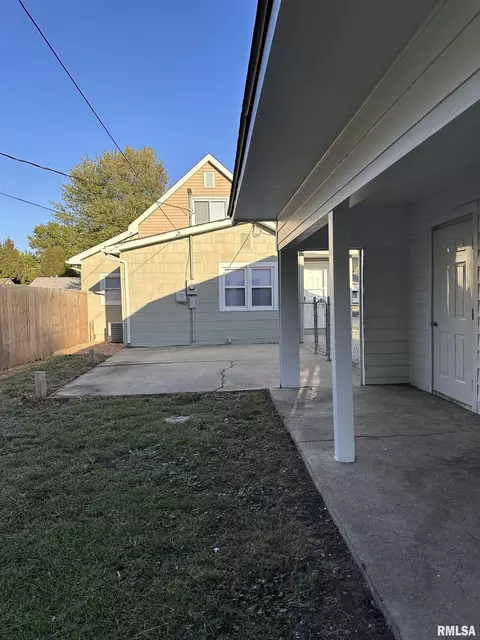 2033 N 19th St, Springfield, IL 62702 photo 29