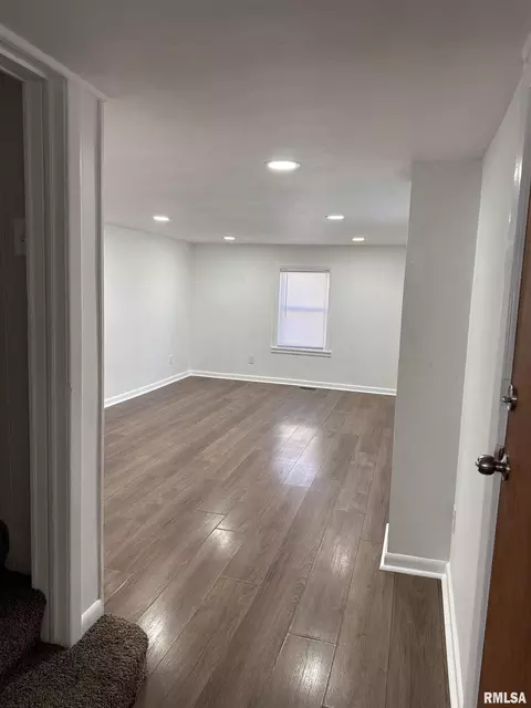 2033 N 19th St, Springfield, IL 62702 photo 18