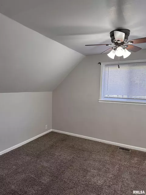 2033 N 19th St, Springfield, IL 62702 photo 24