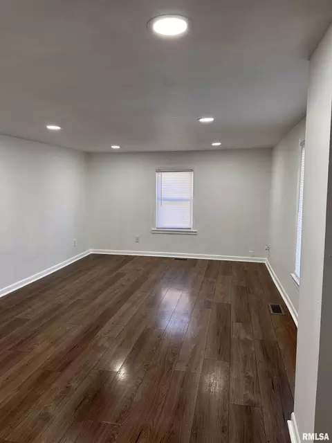 2033 N 19th St, Springfield, IL 62702 photo 19
