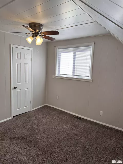 2033 N 19th St, Springfield, IL 62702 photo 22