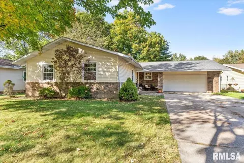 2229 Trowbridge Rd, Springfield, IL 62703