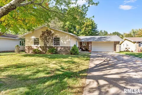 2229 Trowbridge Rd, Springfield, IL 62703 photo 3