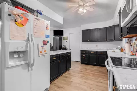2229 Trowbridge Rd, Springfield, IL 62703 photo 12