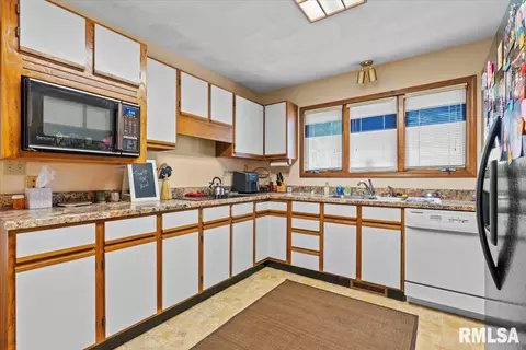 2900 Turning Mill Dr, Springfield, IL 62704 photo 12