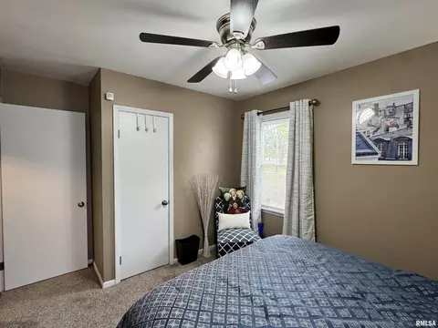 2109 Black Ave, Springfield, IL 62702 photo 18