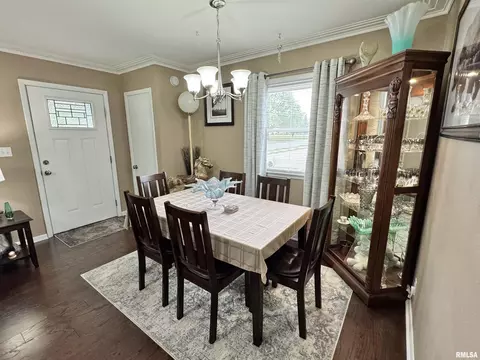 2109 Black Ave, Springfield, IL 62702 photo 10