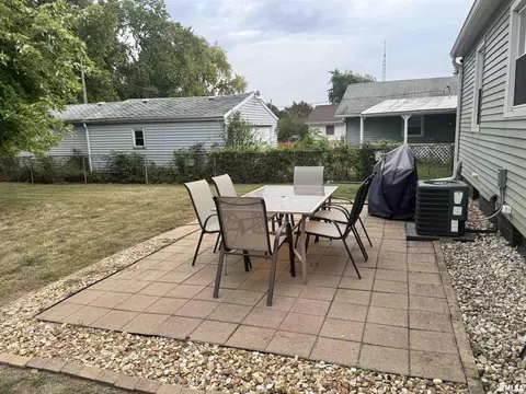 2109 Black Ave, Springfield, IL 62702 photo 31
