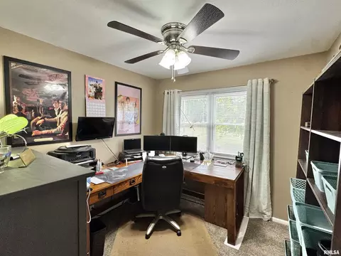 2109 Black Ave, Springfield, IL 62702 photo 12
