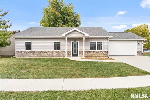 113 Resina Dr, Springfield, IL 62703 photo 1