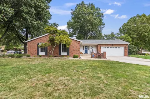 51 Glen Eagle Dr, Springfield, IL 62704