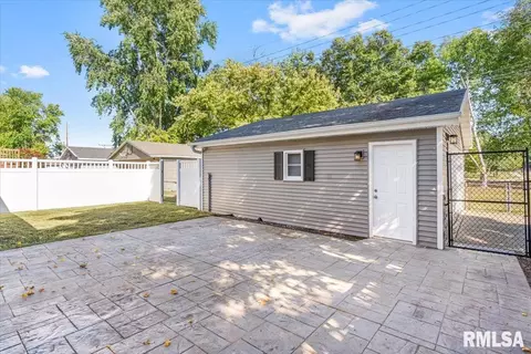 1900 Camden Rd, Springfield, IL 62702 photo 28