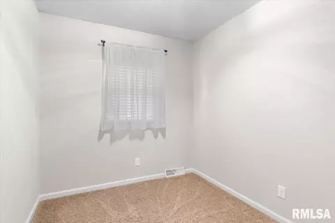 1900 Camden Rd, Springfield, IL 62702 photo 19