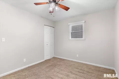 1900 Camden Rd, Springfield, IL 62702 photo 15