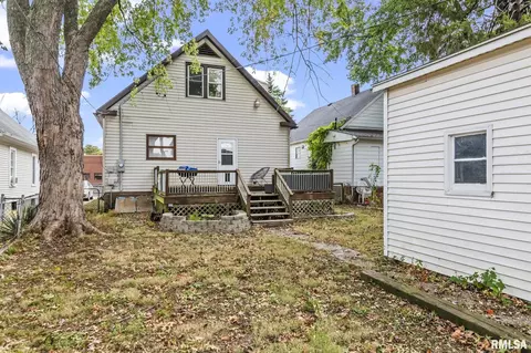 1121 N Walnut St, Springfield, IL 62702 photo 30