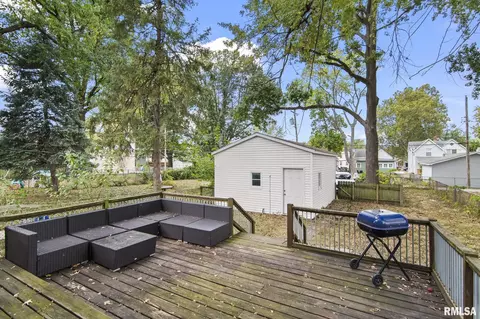 1121 N Walnut St, Springfield, IL 62702 photo 32