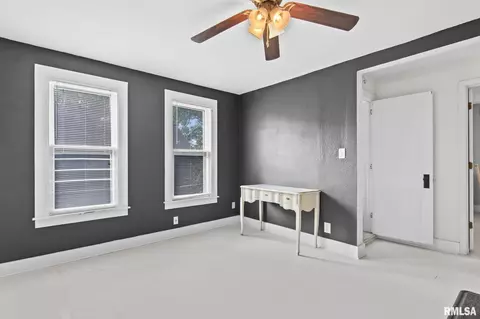 1121 N Walnut St, Springfield, IL 62702 photo 22