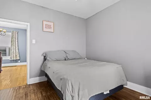 1121 N Walnut St, Springfield, IL 62702 photo 19