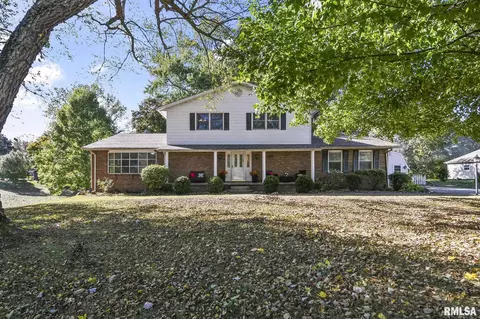 7919 Gooseberry Hill Dr, Springfield, IL 62707