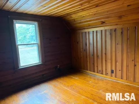Bedroom - 2241 S 12th St, Springfield, IL 62703 photo 2 of 2