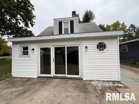 Other - 2241 S 12th St, Springfield, IL 62703 photo 10 of 13