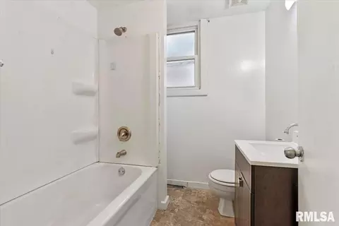 122 W Pine St, Springfield, IL 62704 photo 11
