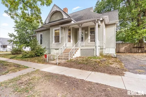 122 W Pine St, Springfield, IL 62704 photo 3
