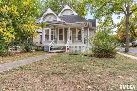 122 W Pine St, Springfield, IL 62704