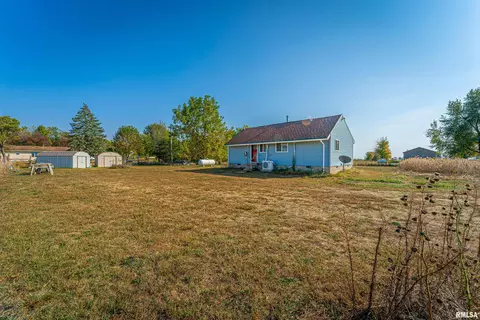 24053 County Road 3050 E, Manito, IL 61546