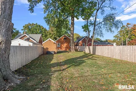 2304 Lowell Ave, Springfield, IL 62704 photo 34