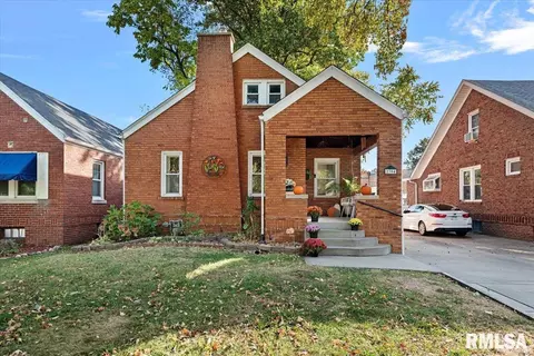 2304 Lowell Ave, Springfield, IL 62704