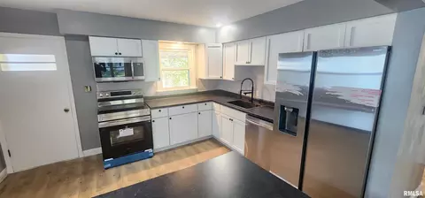 Other - 10 Melody Ln, Springfield, IL 62702 photo 5 of 9