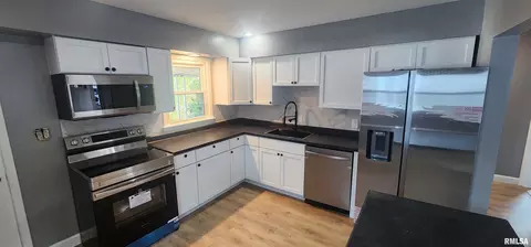 Kitchen - 10 Melody Ln, Springfield, IL 62702 photo 1 of 1