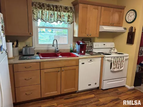 2805 Arlington Dr, Springfield, IL 62704 photo 13