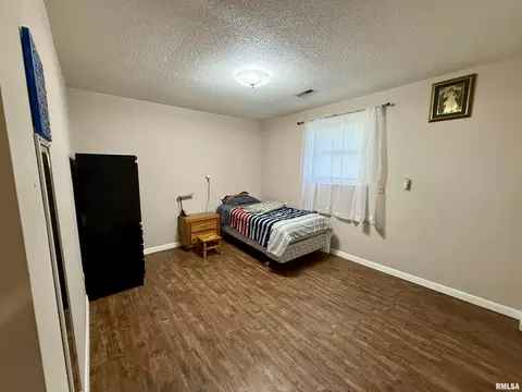 2906 Taylor Ave, Springfield, IL 62703 photo 8